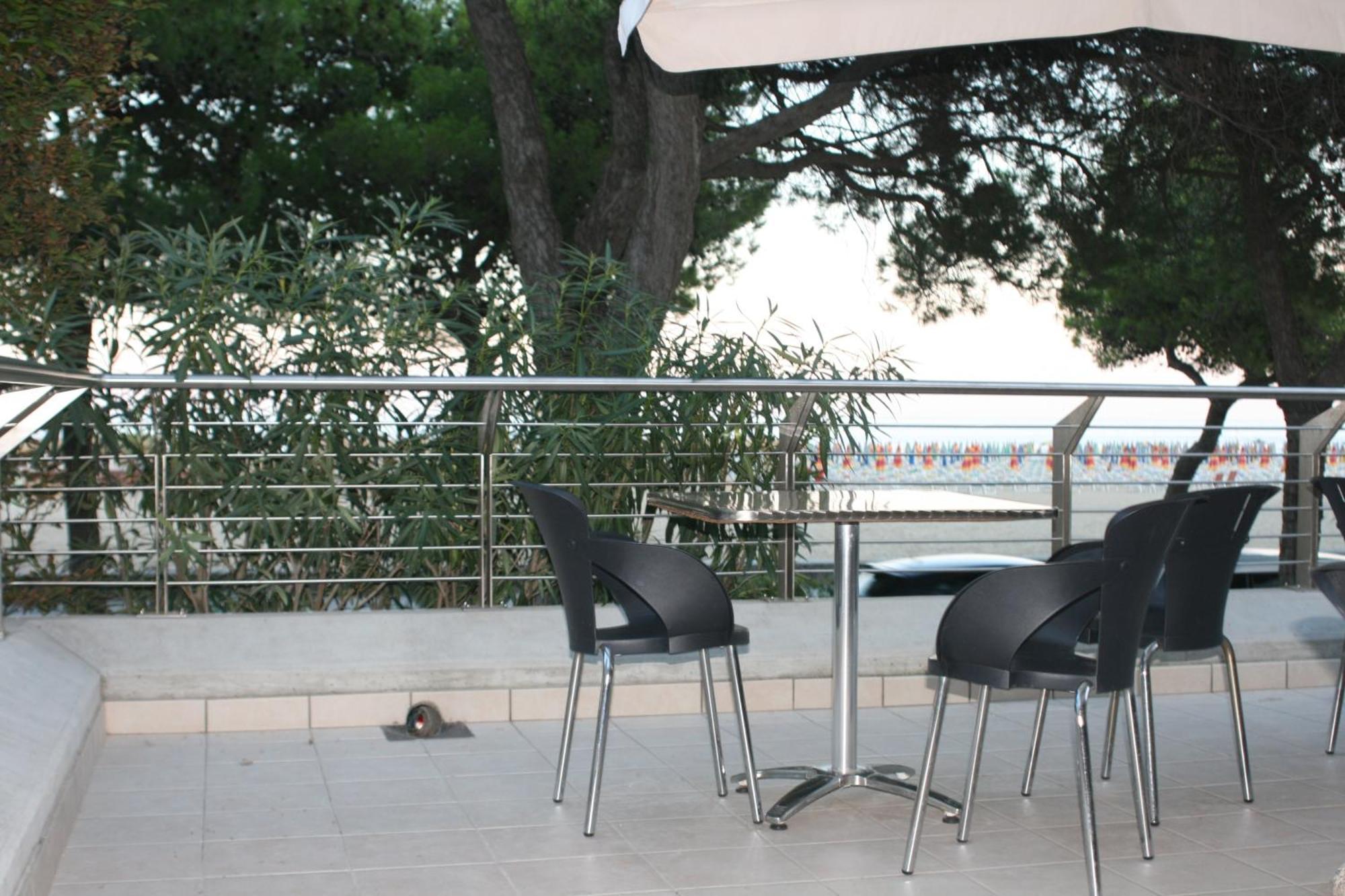 Hotel Ambra Lignano Sabbiadoro Luaran gambar