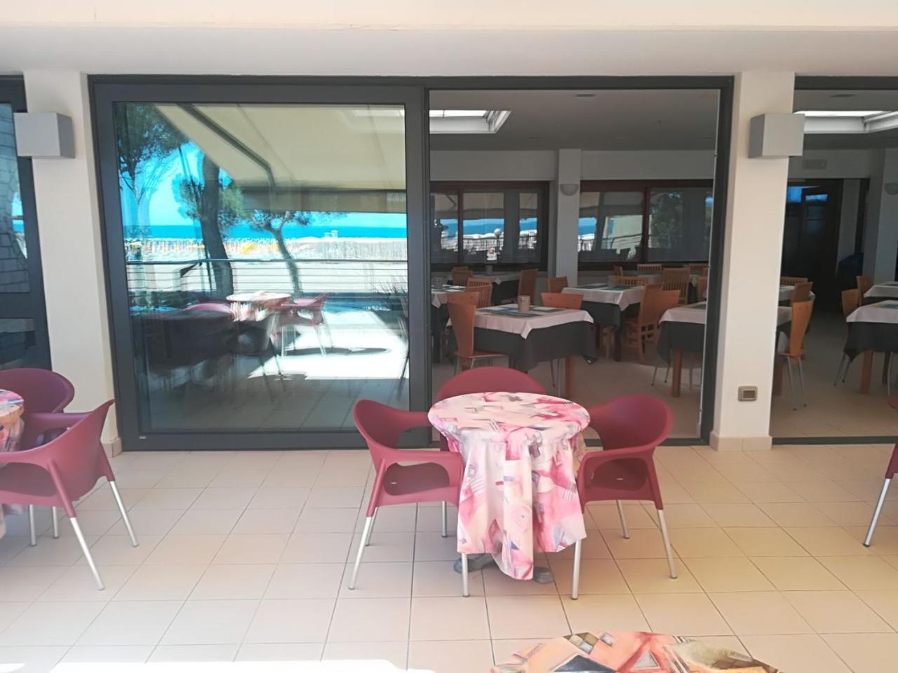 Hotel Ambra Lignano Sabbiadoro Luaran gambar